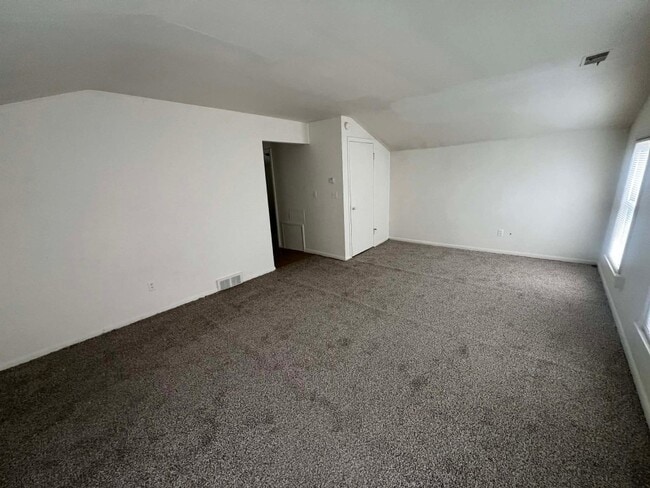 Photo - 62 E Main St