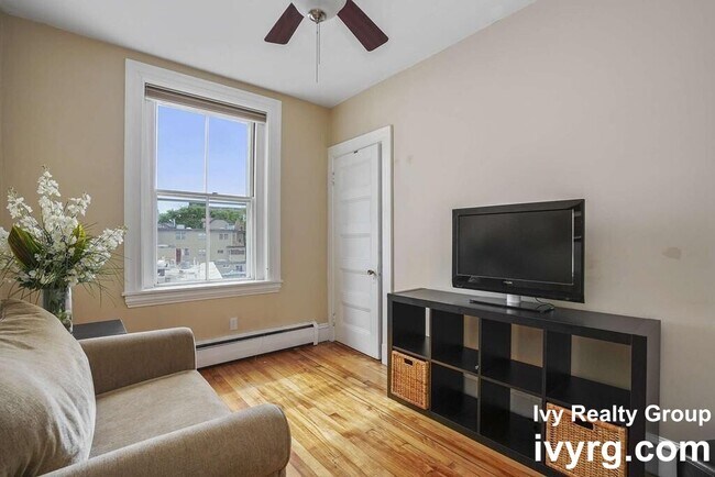 Photo - 2 Arlington St Unit 22