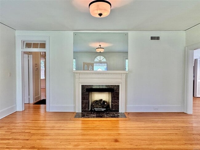Photo - 3417 Wellington Rd