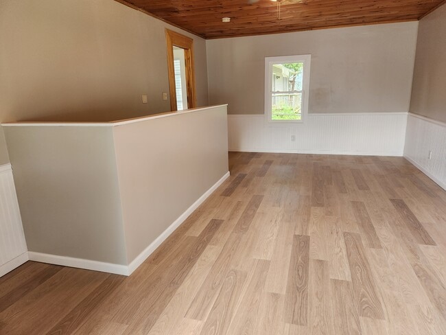 Photo - 101 Sunrise Terrace