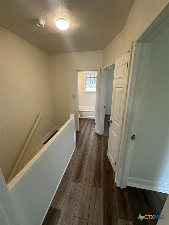 Building Photo - 1204 E Warren Ave Unit 2-B