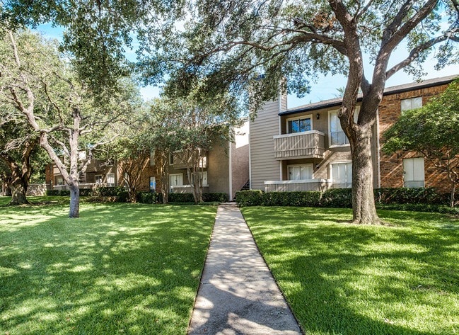 Photo - The Village Chase