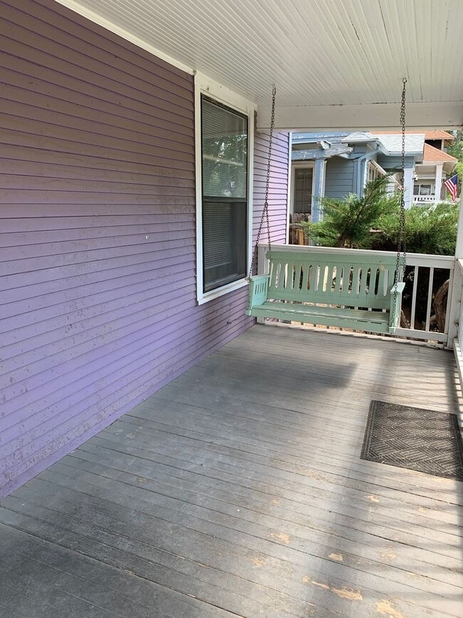 Photo - 1718 7th Ave