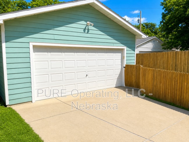 Photo - 4182 Wakeley St
