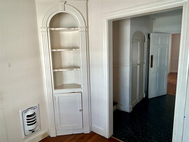 Photo - 2038 Lexington St