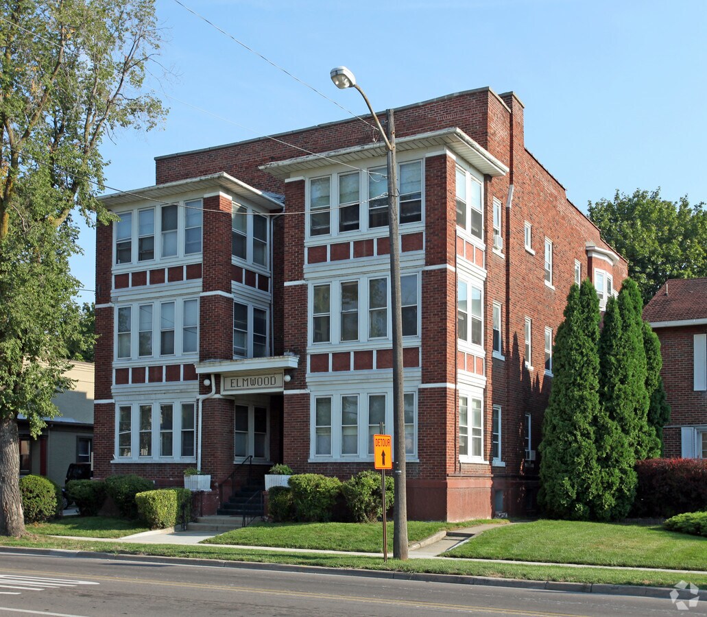 Photo - 109 E Elm Ave