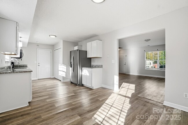 Photo - 2322 Pesca Ln