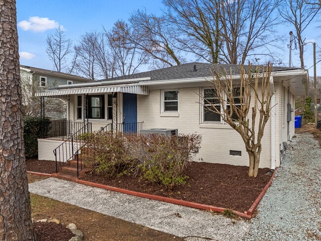 Photo - 401 Moline St