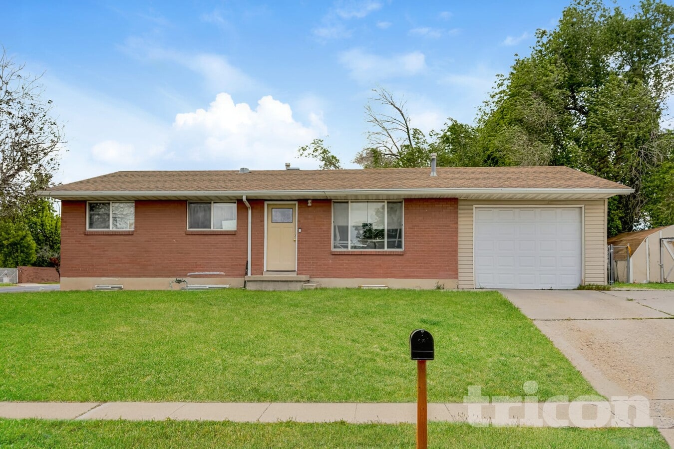Photo - 3215 W Bigarade Ln