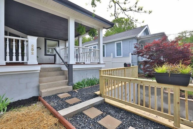 Photo - 252 Linden Ave