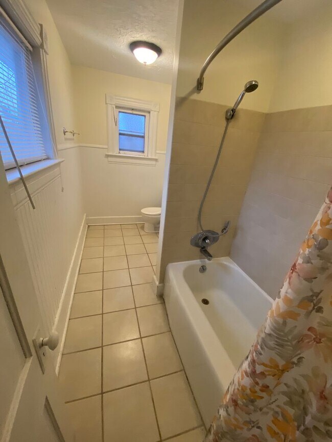 Photo - 614 S 8th St Unit 2