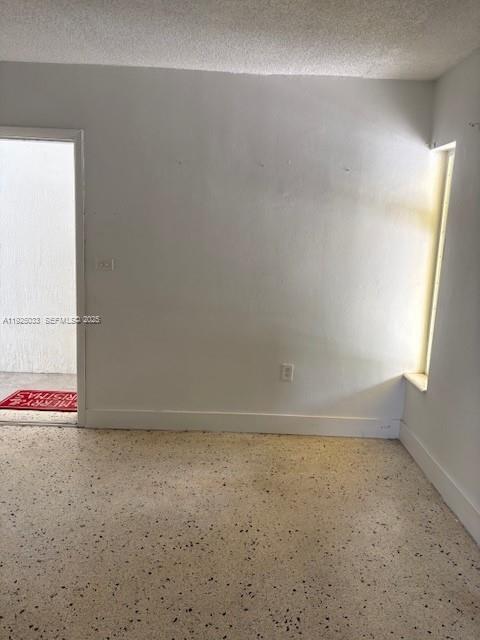 Photo - 828 SW 20th Ave Unit 7