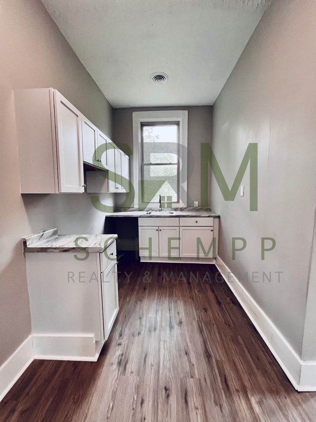 Photo - 2708 W Main St Unit 2