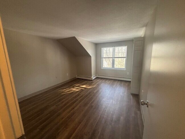 Photo - 65 Frank's Ln Unit 309