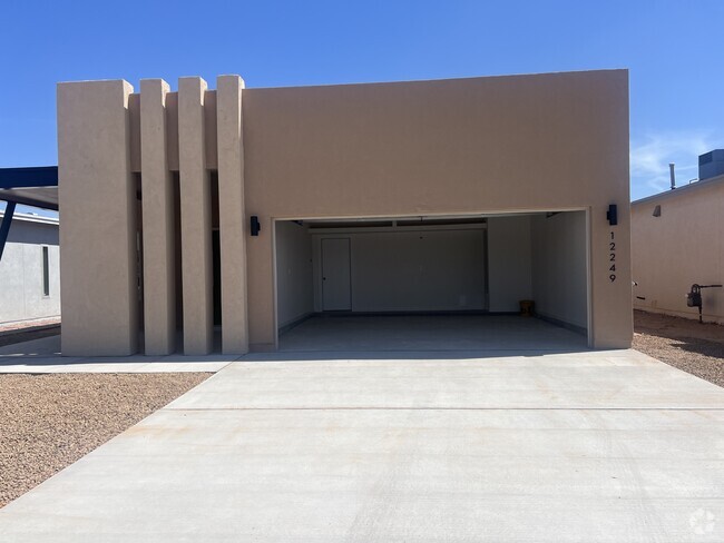 Building Photo - 12249 Bahjat Dr Rental
