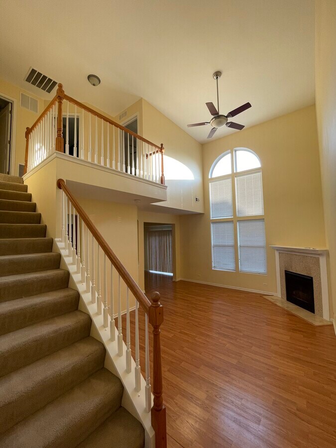 Photo - 24825 Gates Ct