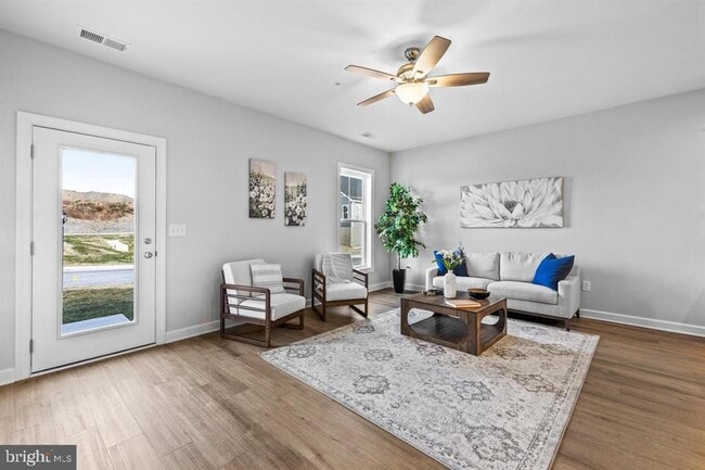 Photo - 137 Coastal Dr