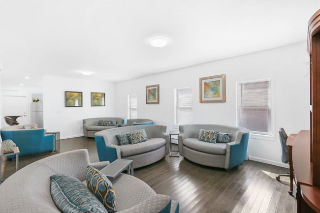 Photo - 15 Hawley St Unit 1