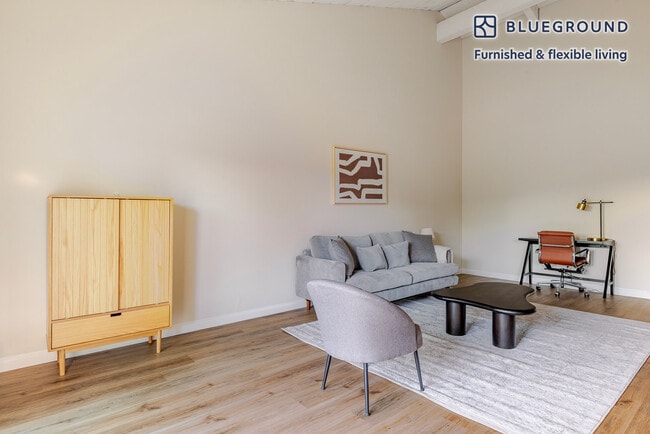 Photo - 151 S Bernardo Ave Unidad FL2-ID1992