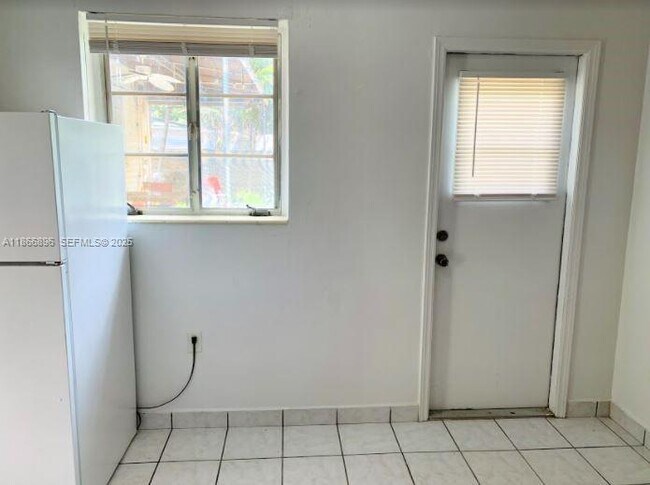 Photo - 774 NE 86th St Unit 2