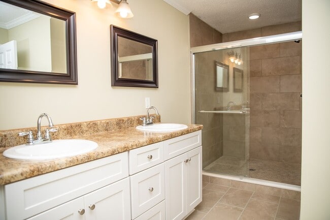 2 Bedroom/ 2 Bathroom Rental in HollyPond ... - 2 Bedroom/ 2 Bathroom Rental in HollyPond ...