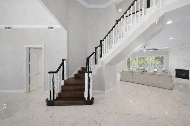 Photo - 25307 Piney Bend Ct