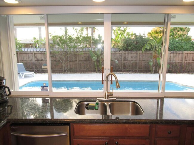 Photo - 1118 N 46th Ave