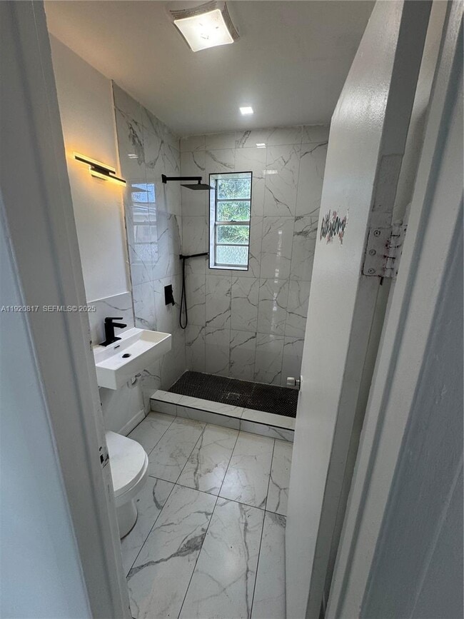 Photo - 14155 NE 14th Ave Unit C