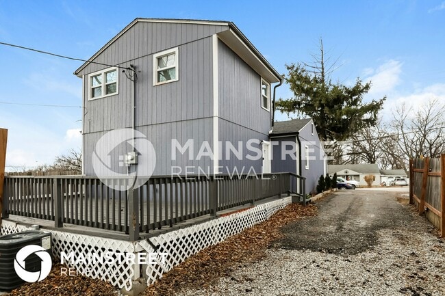 Building Photo - 4823 N Brighton Ave