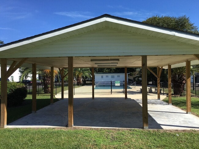 Amelia Apartments and Townhomes