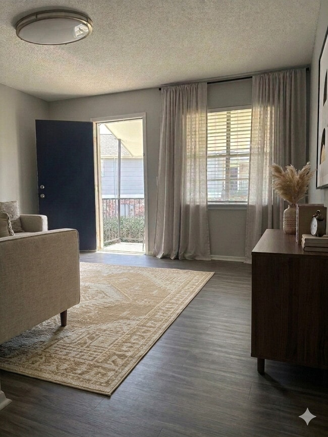 Photo - Oak Creek Manor