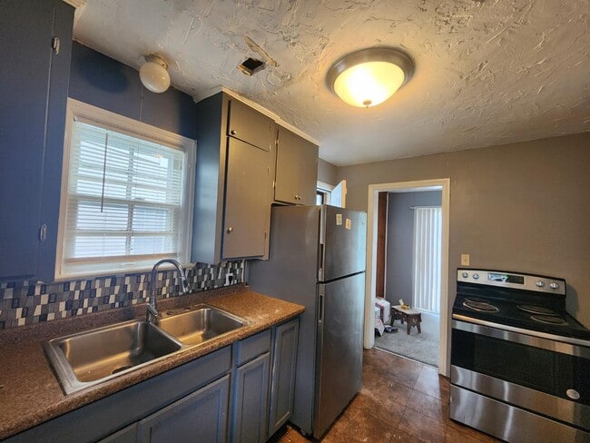 Photo - 17204 Walden Ave