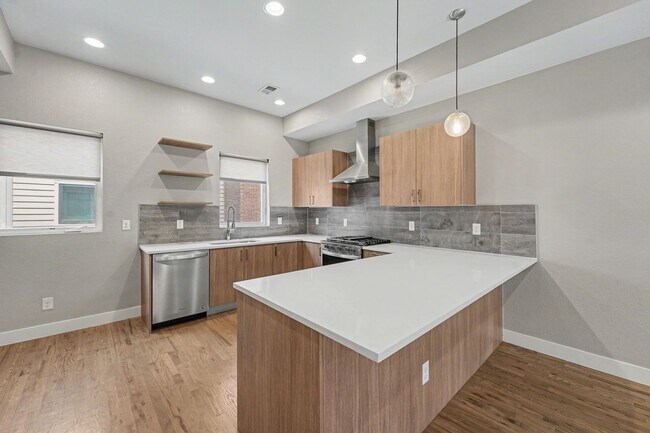 Photo - 2 Bed, 1 Bath Townhouse with Roof Top Deck