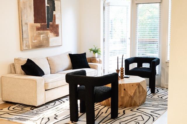 Building Photo - 2505 Thornton Rd Unit 2106