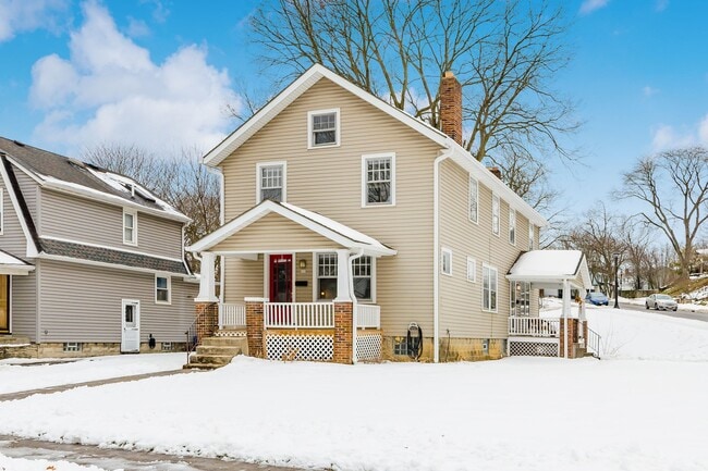 Photo - 995 Palmer Rd