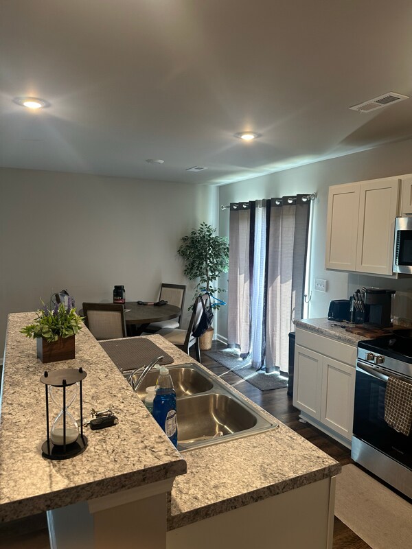 Photo - 4030 Hudson Ct SW