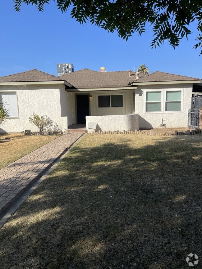 Building Photo - 329 E Fedora Ave Rental