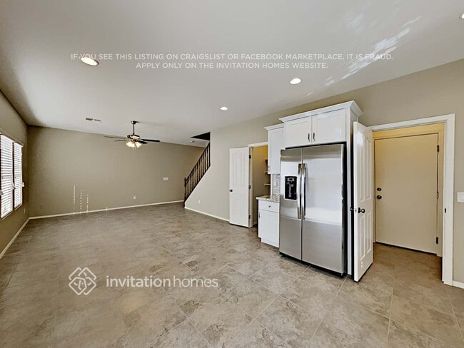 Photo - 2269 E Hazeltine Way