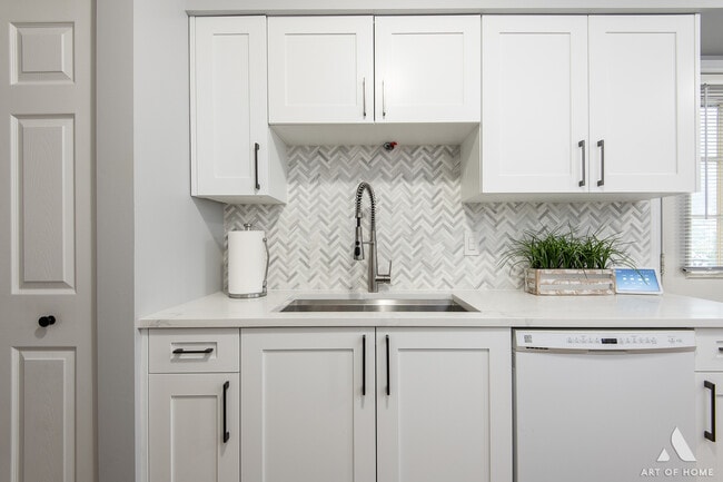 Photo - 11110 E Cove Cir