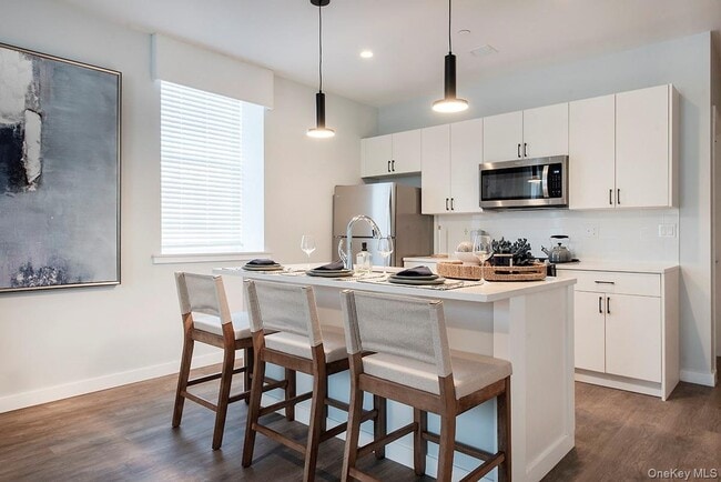 Photo - 300 Carleton Ave Unit 7213