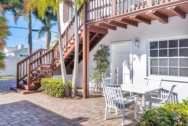 Photo - 224 Conniston Rd Unidad 2