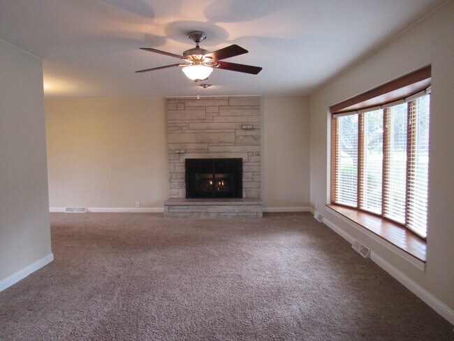 Photo - 233 Manor Dr Casa