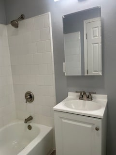 Photo - 7726 University Ave Apartamento Unidad D