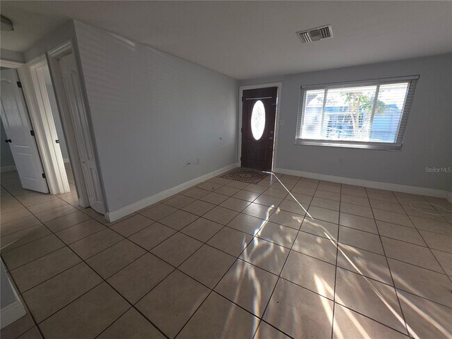 Photo - 1344 Wickham Ln