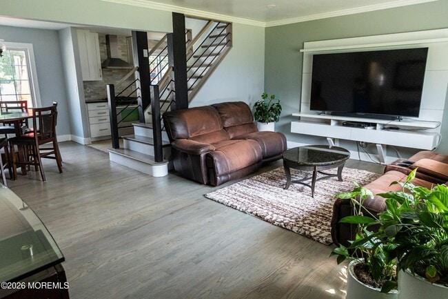 Photo - 18 Arbor Way