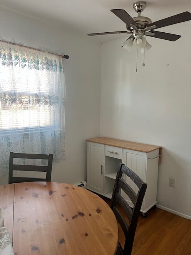 Photo - 14714 Edgewater Dr