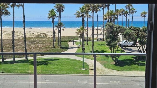 Photo - 647 Ocean View Dr Unit 647