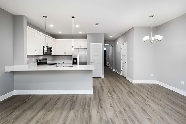 Photo - 319 Carmel Dr