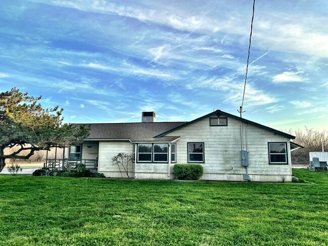 Photo - 14733 Jackson Ave