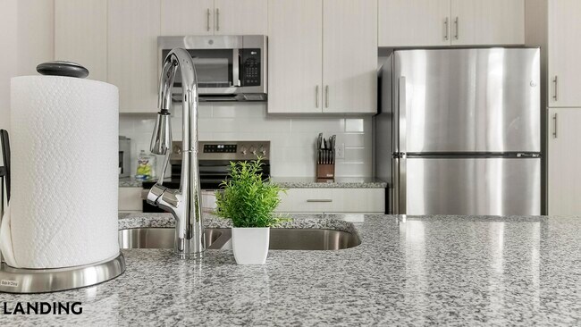 Photo - 11122 Hambright Jct Dr Unidad F107